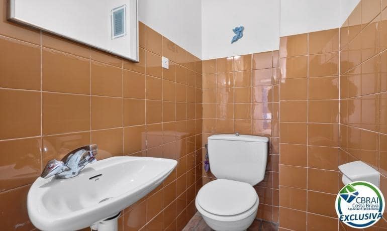 3 bedroom Villa for sale in Roses with garage - € 349,000 (Ref: 9870193)