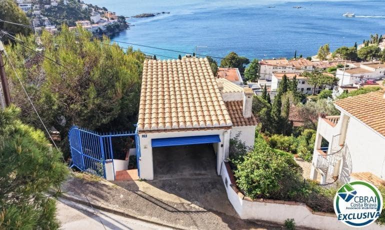 3 bedroom Villa for sale in Roses with garage - € 349,000 (Ref: 9870193)