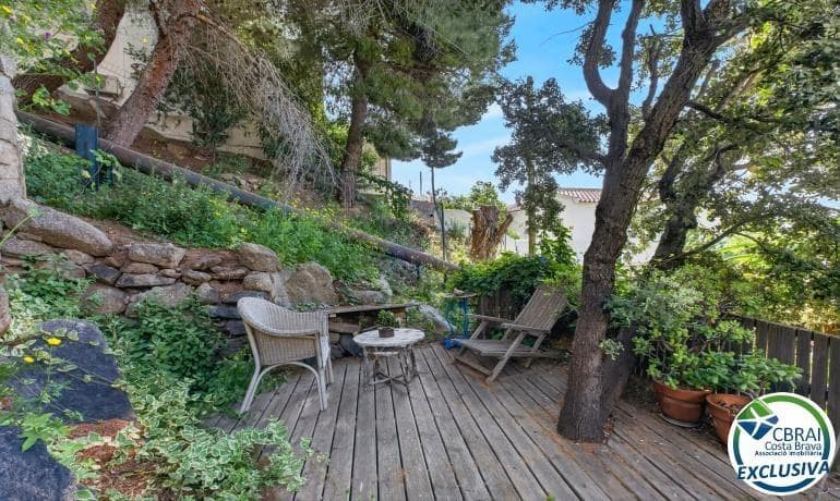 3 bedroom Villa for sale in Roses with garage - € 349,000 (Ref: 9870193)