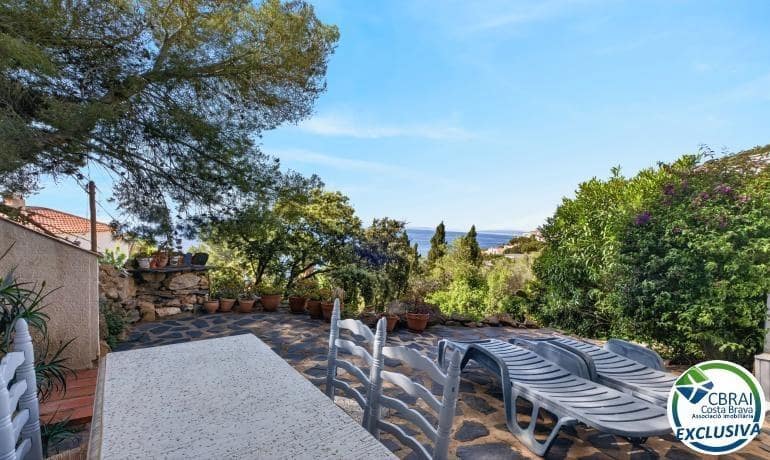 3 bedroom Villa for sale in Roses with garage - € 349,000 (Ref: 9870193)