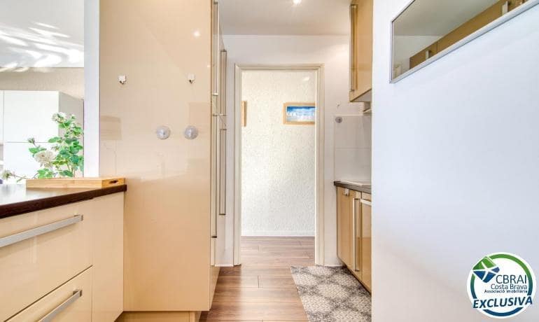 1 quarto Apartamento para venda em Roses - 219 000 € (Ref: 9878749)
