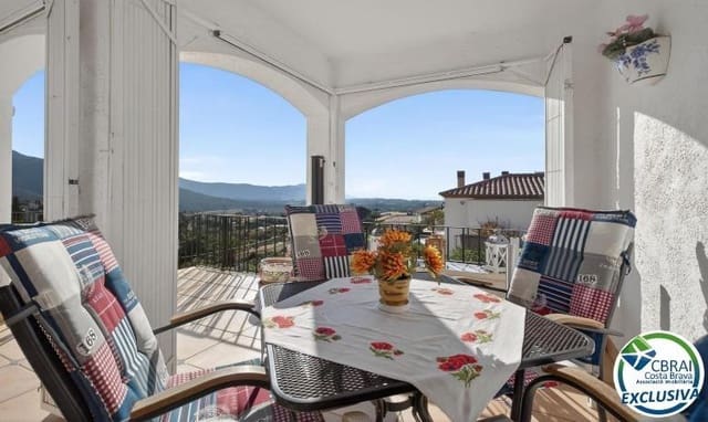 3 soverom Villa til salgs i El Mas Fumats, Roses med garasje - € 350 000 (Ref: 9878750)
