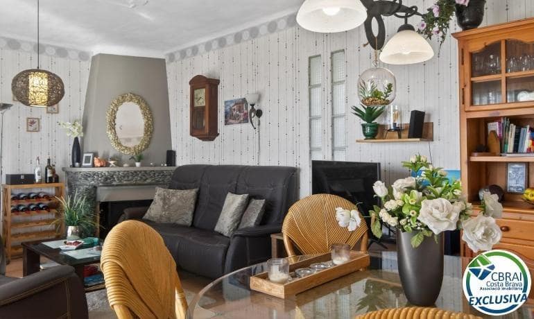3 sypialnia Willa na sprzedaż w El Mas Fumats z garażem - 350 000 € (Ref: 9878750)