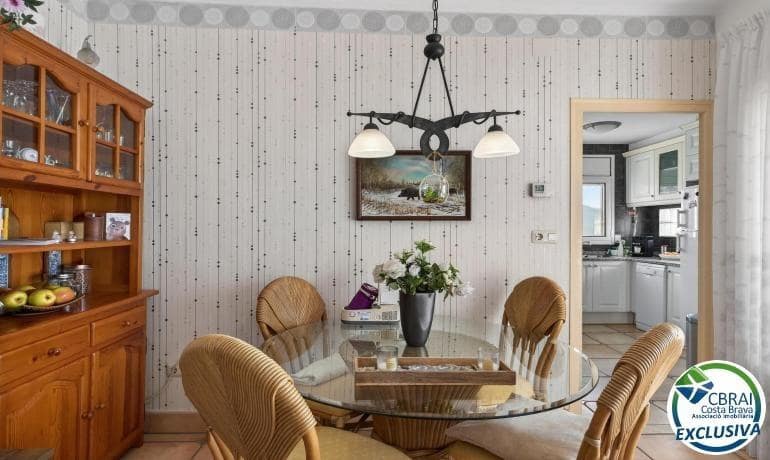 3 sypialnia Willa na sprzedaż w El Mas Fumats z garażem - 350 000 € (Ref: 9878750)