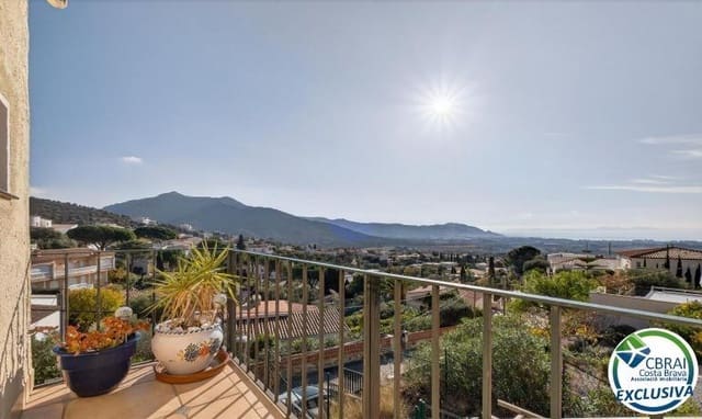 3 soverom Villa til salgs i El Mas Fumats, Roses med garasje - € 350 000 (Ref: 9878750)