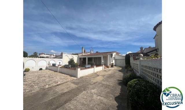 2 slaapkamer Bungalow te koop in Empuriabrava, Castelló d'Empúries met garage - € 379.000 (Ref: 9884733)