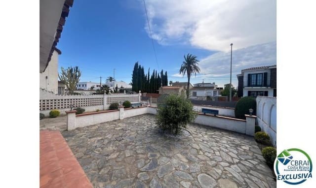 2 slaapkamer Bungalow te koop in Empuriabrava, Castelló d'Empúries met garage - € 379.000 (Ref: 9884733)