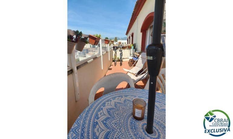 2 chambre Appartement à vendre à Empuriabrava - 219 000 € (Ref: 9893797)