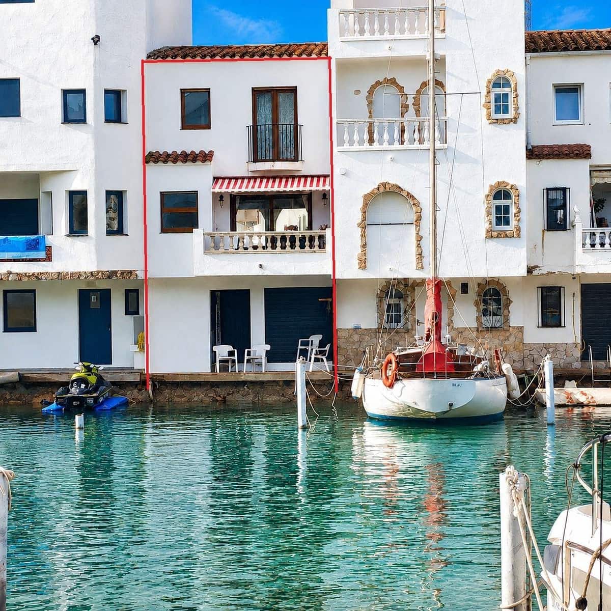 2 bedroom Townhouse for rent in Empuriabrava with garage - € 1,800 (Ref: 9896273)