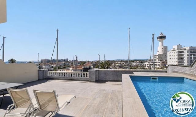 3 soveværelse Lejlighed til salg i Empuriabrava, Castelló d'Empúries med swimmingpool - € 480.000 (Ref: 9900316)