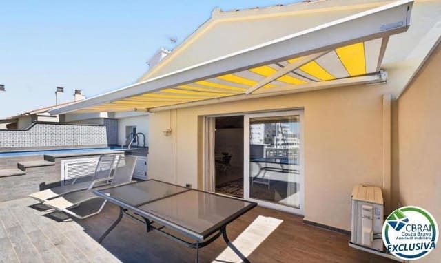 3 soveværelse Lejlighed til salg i Empuriabrava, Castelló d'Empúries med swimmingpool - € 480.000 (Ref: 9900316)