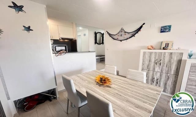 2 chambre Appartement à vendre à Empuriabrava, Castelló d'Empúries avec piscine - 200 000 € (Ref: 9907495)