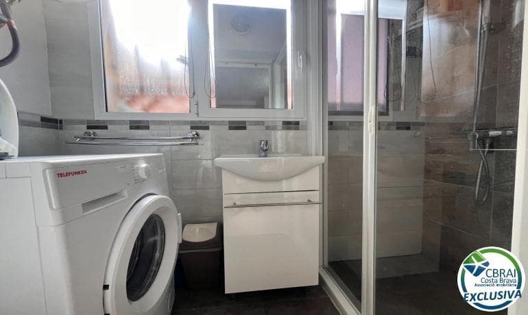 2 chambre Appartement à vendre à Empuriabrava avec piscine - 200 000 € (Ref: 9907495)