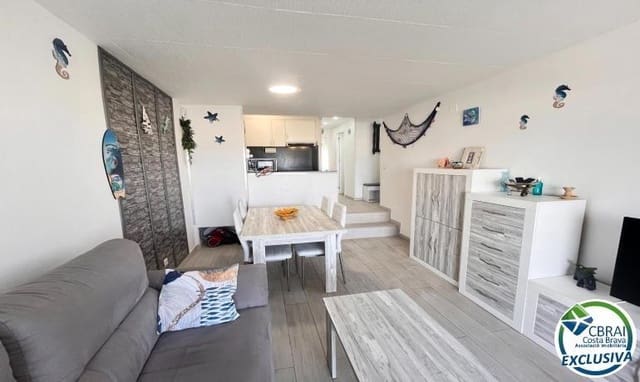 2 chambre Appartement à vendre à Empuriabrava, Castelló d'Empúries avec piscine - 200 000 € (Ref: 9907495)
