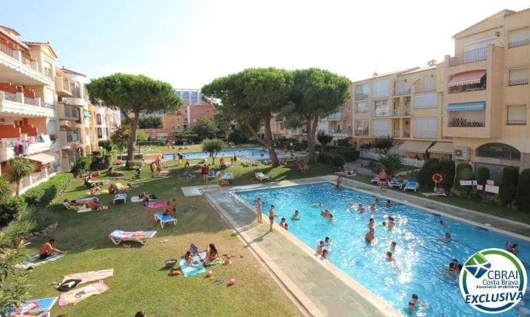 2 chambre Appartement à vendre à Empuriabrava avec piscine - 200 000 € (Ref: 9907495)