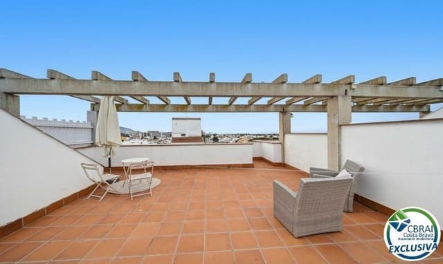 2 Zimmer Penthouse zu verkaufen in Santa Margarida, Roses mit Pool - 235.000 € (Ref: 9913112)