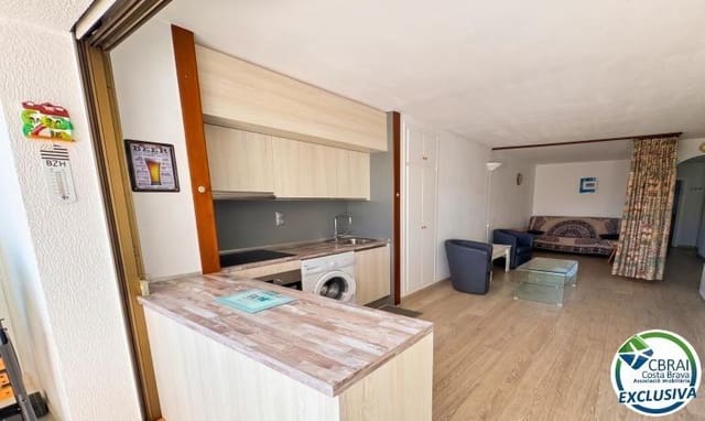 2 bedroom Apartment for sale in Santa Margarida, Roses - € 170,000 (Ref: 9915756)