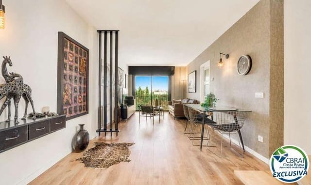 2 Zimmer Apartment zu verkaufen in Figueres mit Garage - 245.000 € (Ref: 9915757)