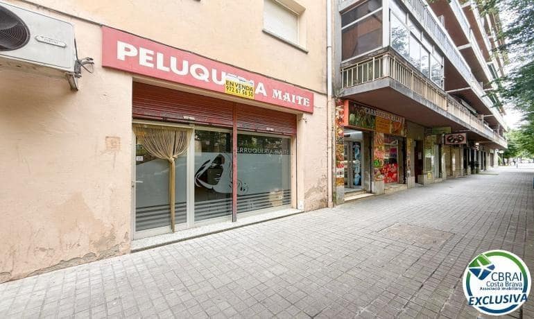 Business for sale in Figueres - € 55,000 (Ref: 9927346)