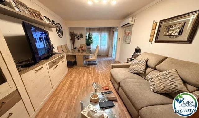 Apartamento de 2 habitaciones en Roses en venta - 190.000 € (Ref: 9927347)
