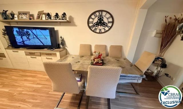 Apartamento de 2 habitaciones en Roses en venta - 190.000 € (Ref: 9927347)