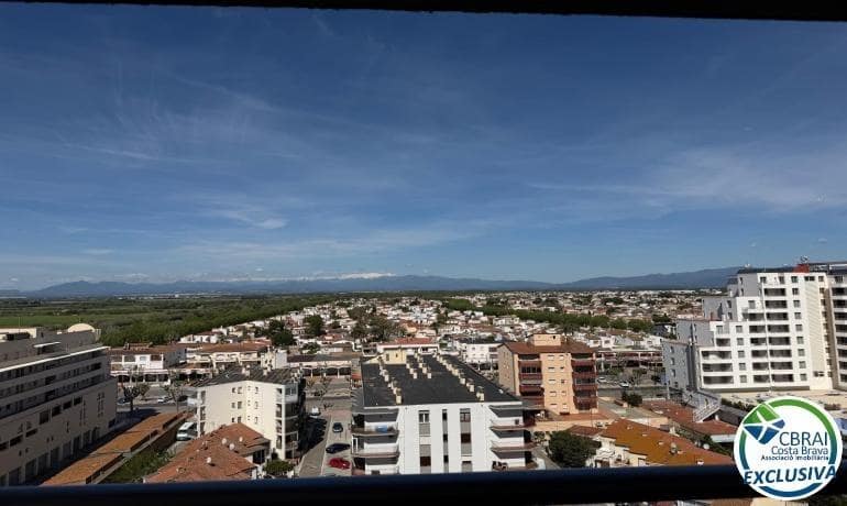 Studio for sale in Empuriabrava - € 90,000 (Ref: 9929328)