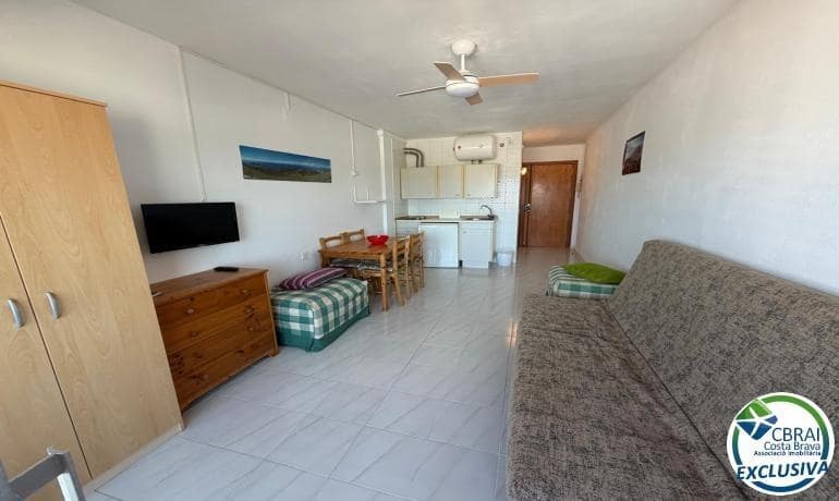 Studio for sale in Empuriabrava - € 90,000 (Ref: 9929328)