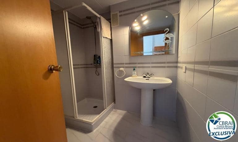 Studio for sale in Empuriabrava - € 90,000 (Ref: 9929328)
