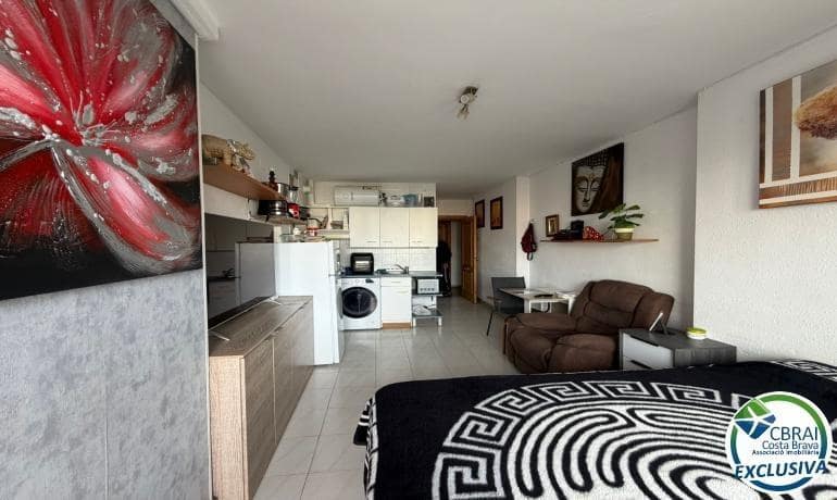 Studio for sale in Empuriabrava - € 85,000 (Ref: 9929329)