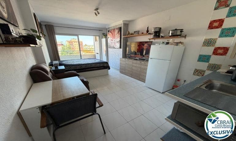 Studio for sale in Empuriabrava - € 85,000 (Ref: 9929329)
