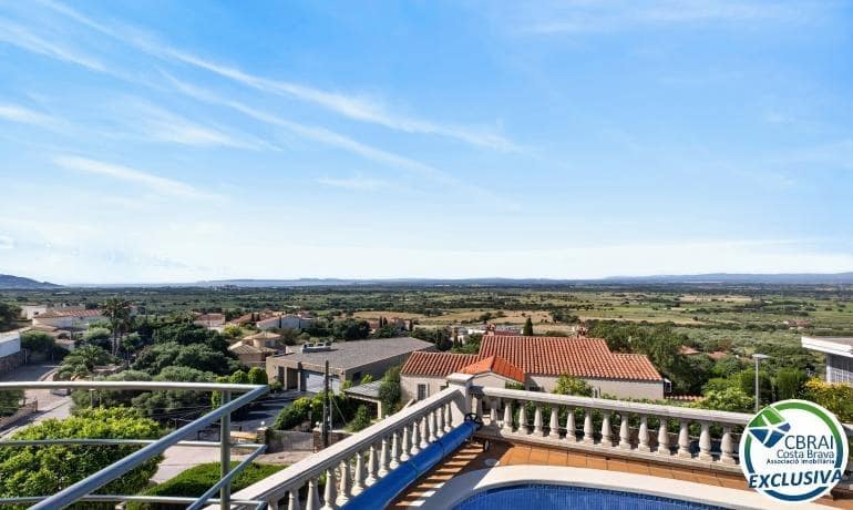 3 bedroom Villa for sale in Palau-saverdera with pool garage - € 650,000 (Ref: 9929331)