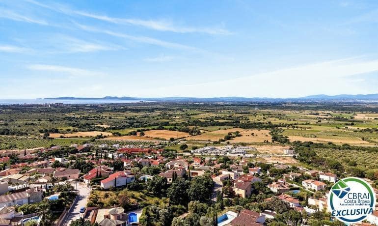3 bedroom Villa for sale in Palau-saverdera with pool garage - € 650,000 (Ref: 9929331)