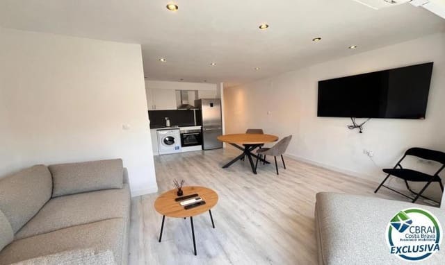 Apartamento de 2 habitaciones en Roses en venta - 180.000 € (Ref: 9934152)