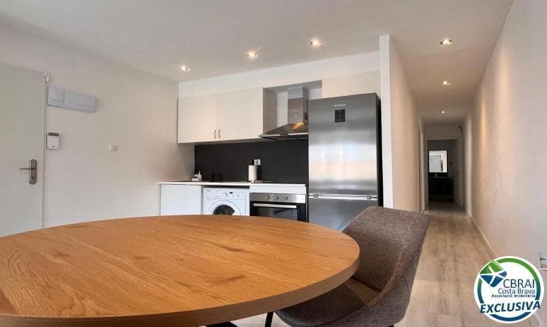 2 sypialnia Apartament na sprzedaż w Roses - 180 000 € (Ref: 9934152)