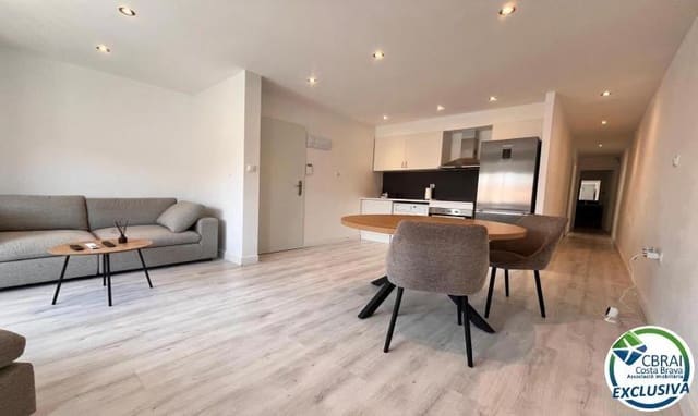 Apartamento de 2 habitaciones en Roses en venta - 180.000 € (Ref: 9934152)