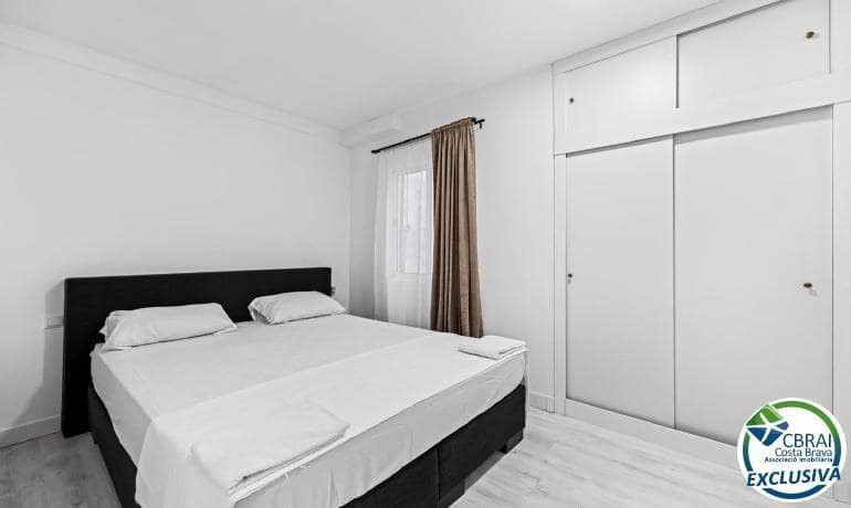 2 sypialnia Apartament na sprzedaż w Roses - 180 000 € (Ref: 9934152)