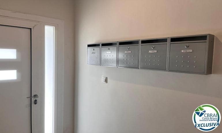 2 sypialnia Apartament na sprzedaż w Roses - 180 000 € (Ref: 9934152)