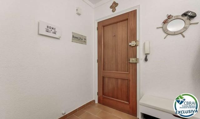 Apartamento de 2 habitaciones en Roses en venta - 235.000 € (Ref: 9934155)