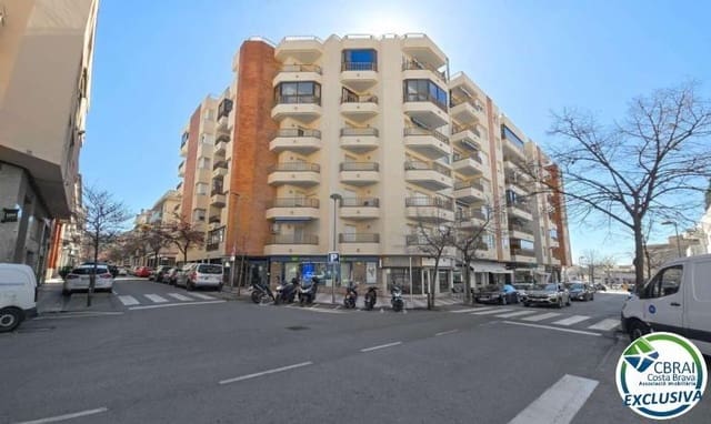 Apartamento de 2 habitaciones en Roses en venta - 235.000 € (Ref: 9934155)