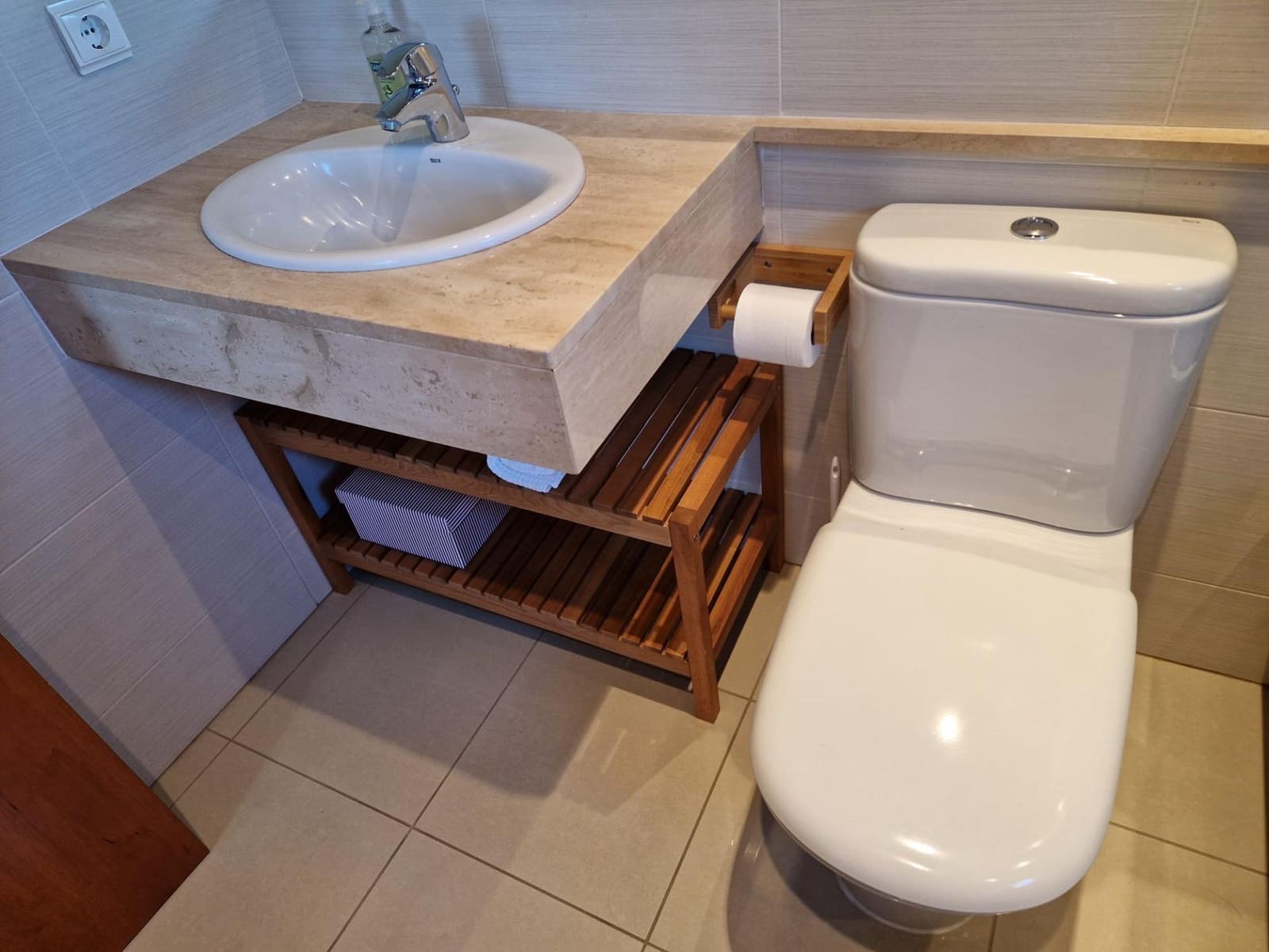 2 bedroom Apartment for sale in Roses with pool garage - € 365,000 (Ref: 9936341)