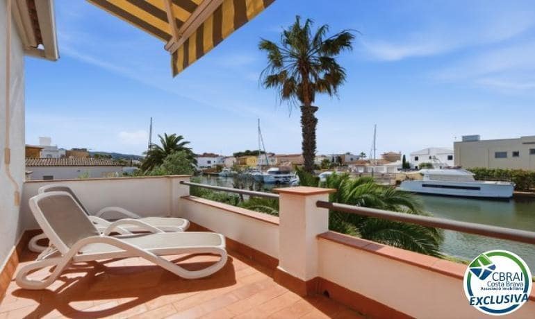 6 bedroom Villa for sale in Santa Margarida - € 1,800,000 (Ref: 9936343)
