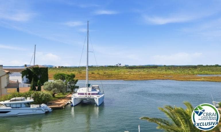 6 bedroom Villa for sale in Santa Margarida - € 1,800,000 (Ref: 9936343)