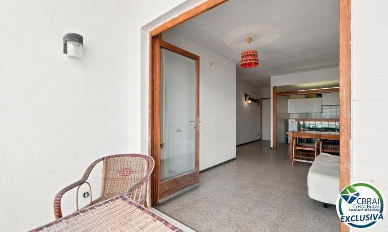 1 soveværelse Lejlighed til salg i Empuriabrava - € 107.000 (Ref: 9942451)