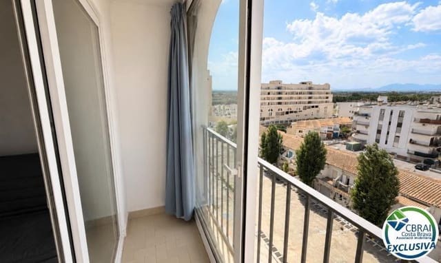 1 chambre Studio à vendre à Empuriabrava, Castelló d'Empúries avec garage - 99 000 € (Ref: 9942453)