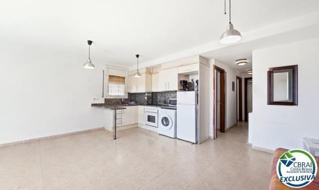 2 soverom Leilighet til salgs i Santa Margarida, Roses - € 215 000 (Ref: 9942454)