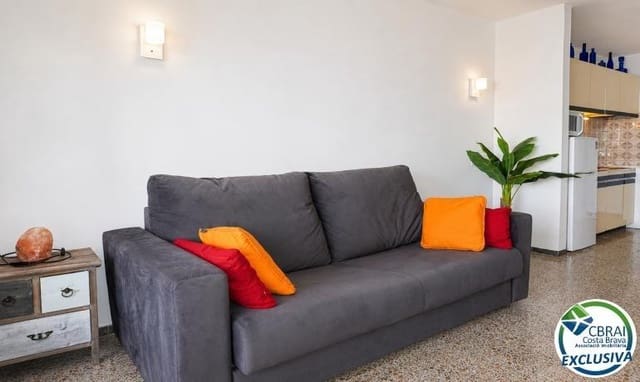 Studio à vendre à Empuriabrava, Castelló d'Empúries - 193 000 € (Ref: 9947876)
