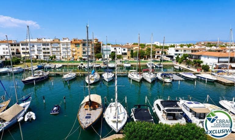 Estudio en Empuriabrava en venta - 193.000 € (Ref: 9947876)