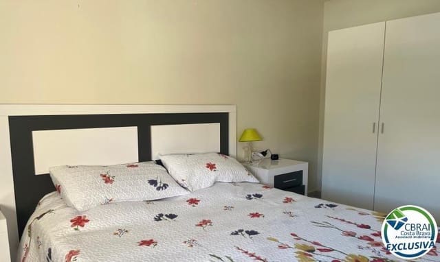 3 slaapkamer Appartement te koop in Roses - € 265.000 (Ref: 9947877)