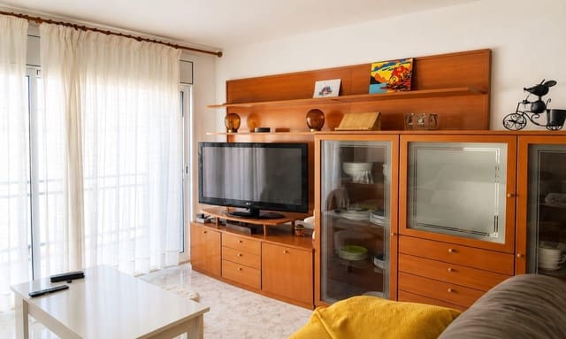 3 slaapkamer Appartement te koop in Roses - € 265.000 (Ref: 9947877)