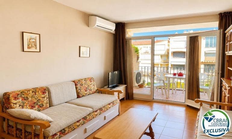 2 sypialnia Apartament na sprzedaż w Empuriabrava z basenem - 210 000 € (Ref: 9955123)